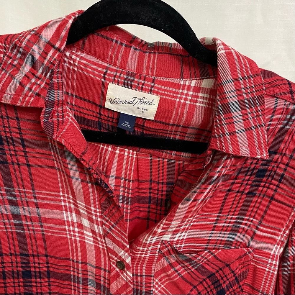 Universal Thread- plaid button down - Picture 2 of 3